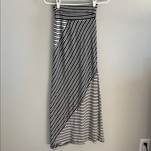 Joe B Black & White Striped Maxi Skirt Size S